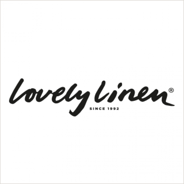 Lovely Linen by Kardelen